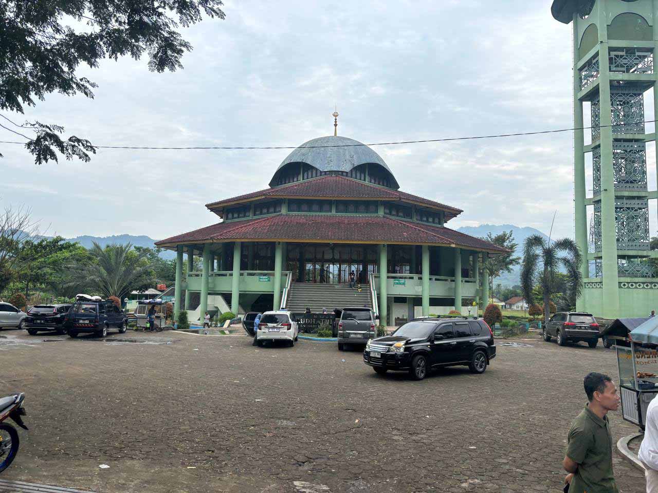 masjid-jami-copy.jpg